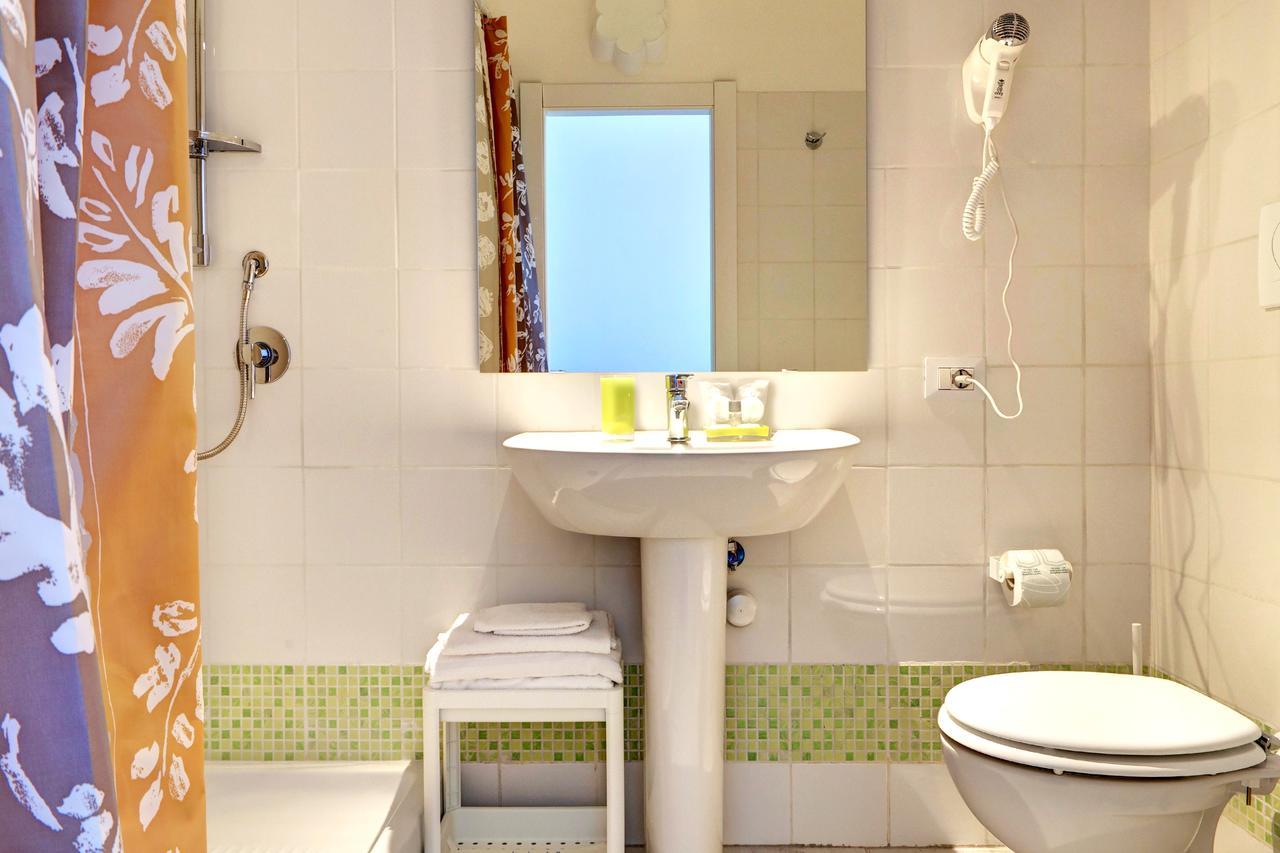 Pianeta Roma 62 Hotel ภายนอก รูปภาพ